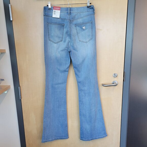 NWT Guess Kirica Button Front Flare Jeans - Picture 2 of 11